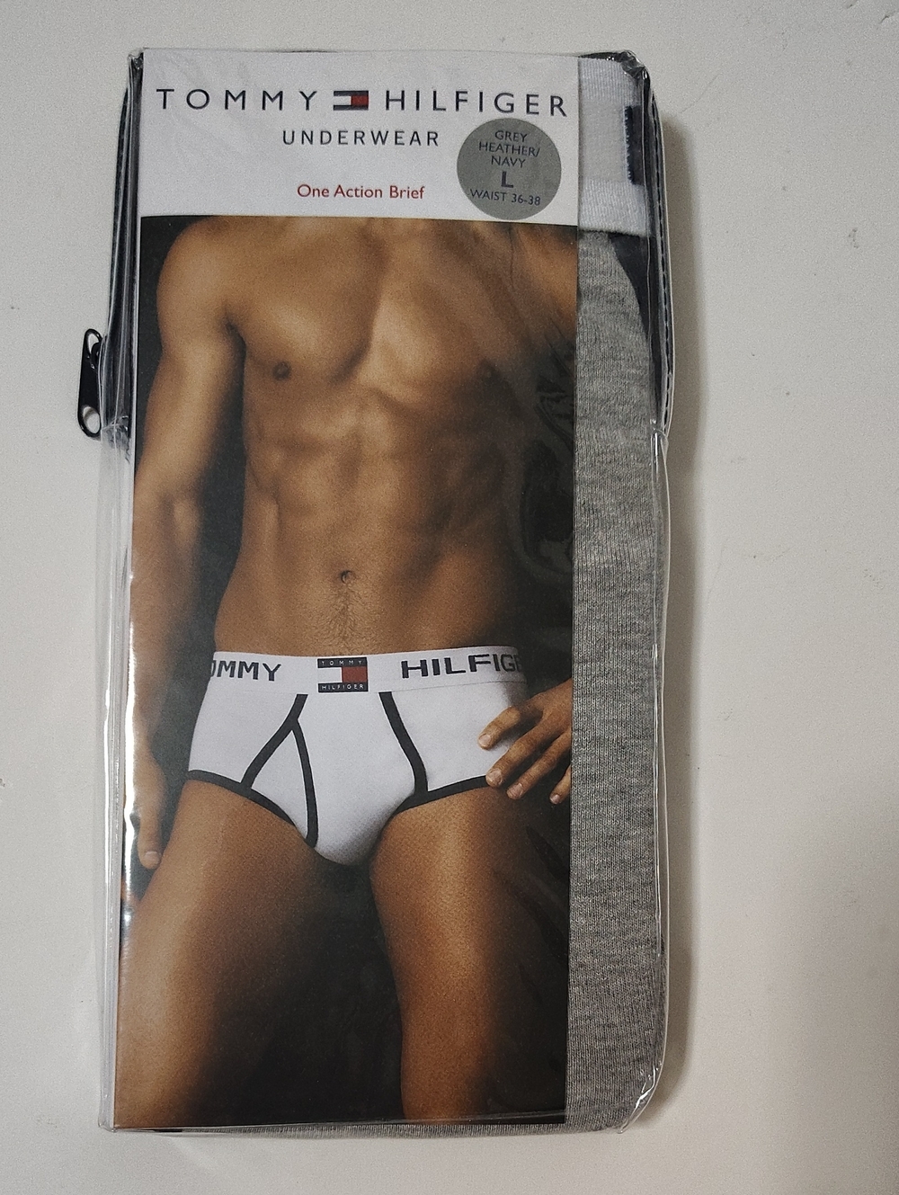 Vintage Y2K Tommy Hilfiger Men's Classic Mid Rise Brief NWT- 1 Pack-Size L 36-38
